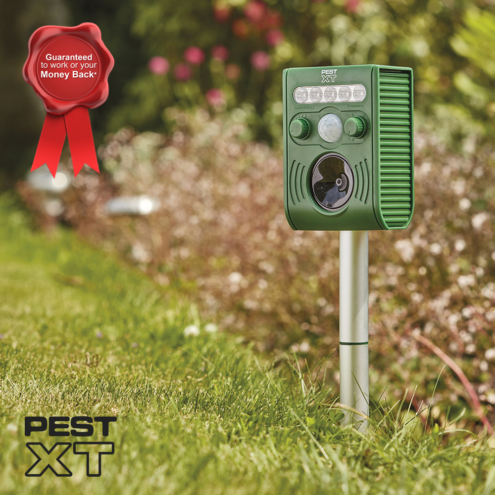 Pest XT Solar Powered Ultrasonic Flash Pest Repeller