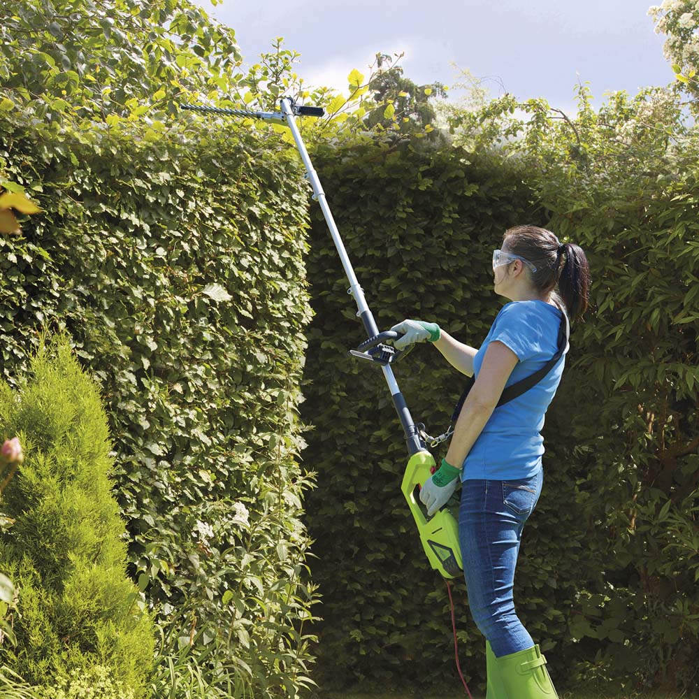 Garden Gear 900W Extendable Hedge Trimmer