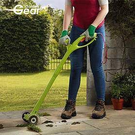 Garden Gear Electric Weed Sweeper with Spare Brushes